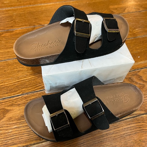 Skechers luxe foam Birkenstock style sandals - Picture 5 of 8